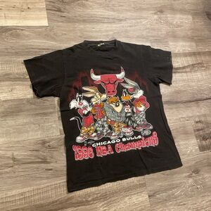 Chicago Bulls 1998 NBA Champions T-Shirt - Black
